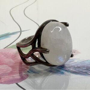 Genuine Sterling Silver .925 Rainbow Moonstone Detailed Ring Size 5